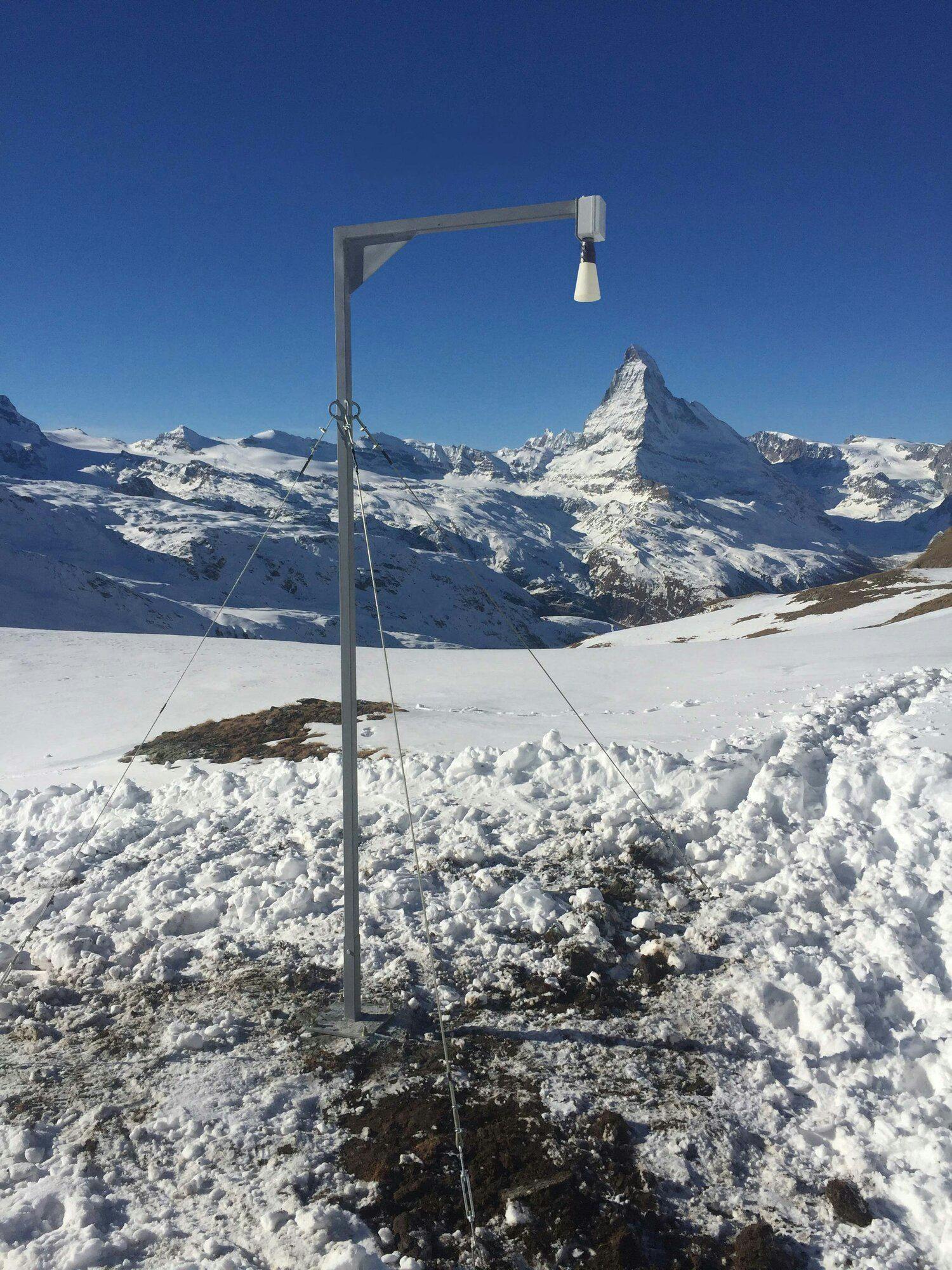 DL MBX sensor showing snow level detection